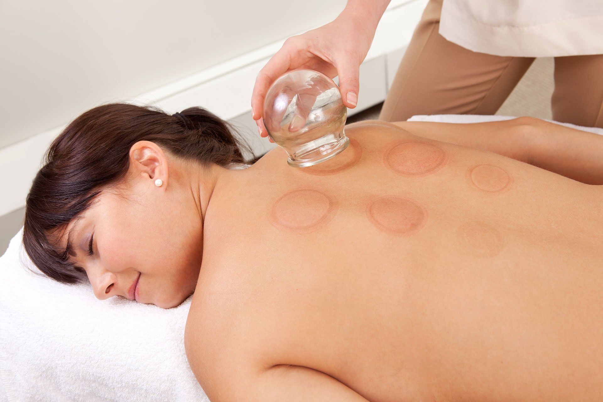 Kursus i Cupping Massage