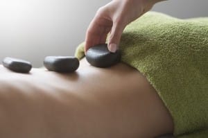 Kursus i Hotstone massage hos Viborg Helsepraktik